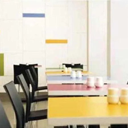 Amaris Hotel Bandara Soekarno Hatta 